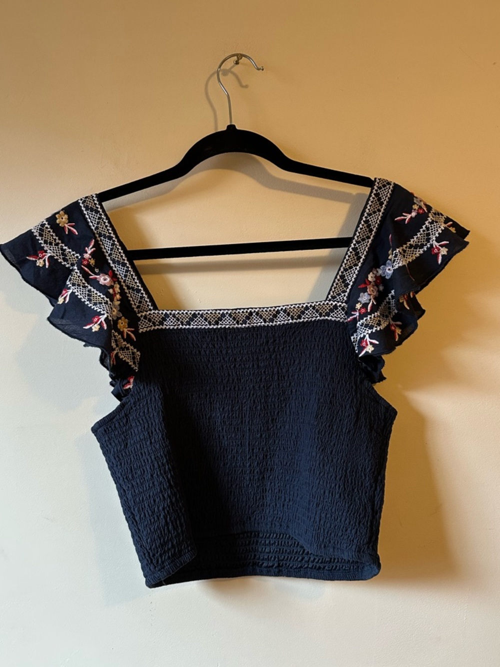 ✨5/$25 Floral Embroidered Smocked Cropped Summer Cap Sleeve Top Japna